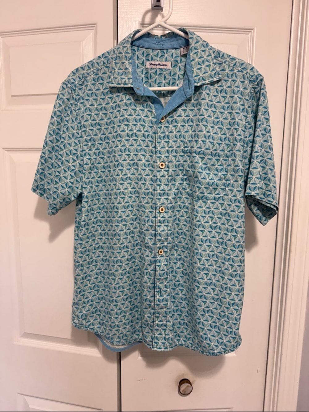 Tommy Bahama Silk blend size medium